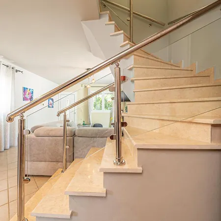 Popi's Σβορωνάτα