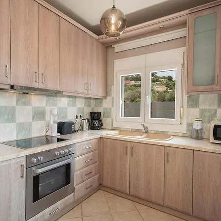 Popi's Villa Svoronata